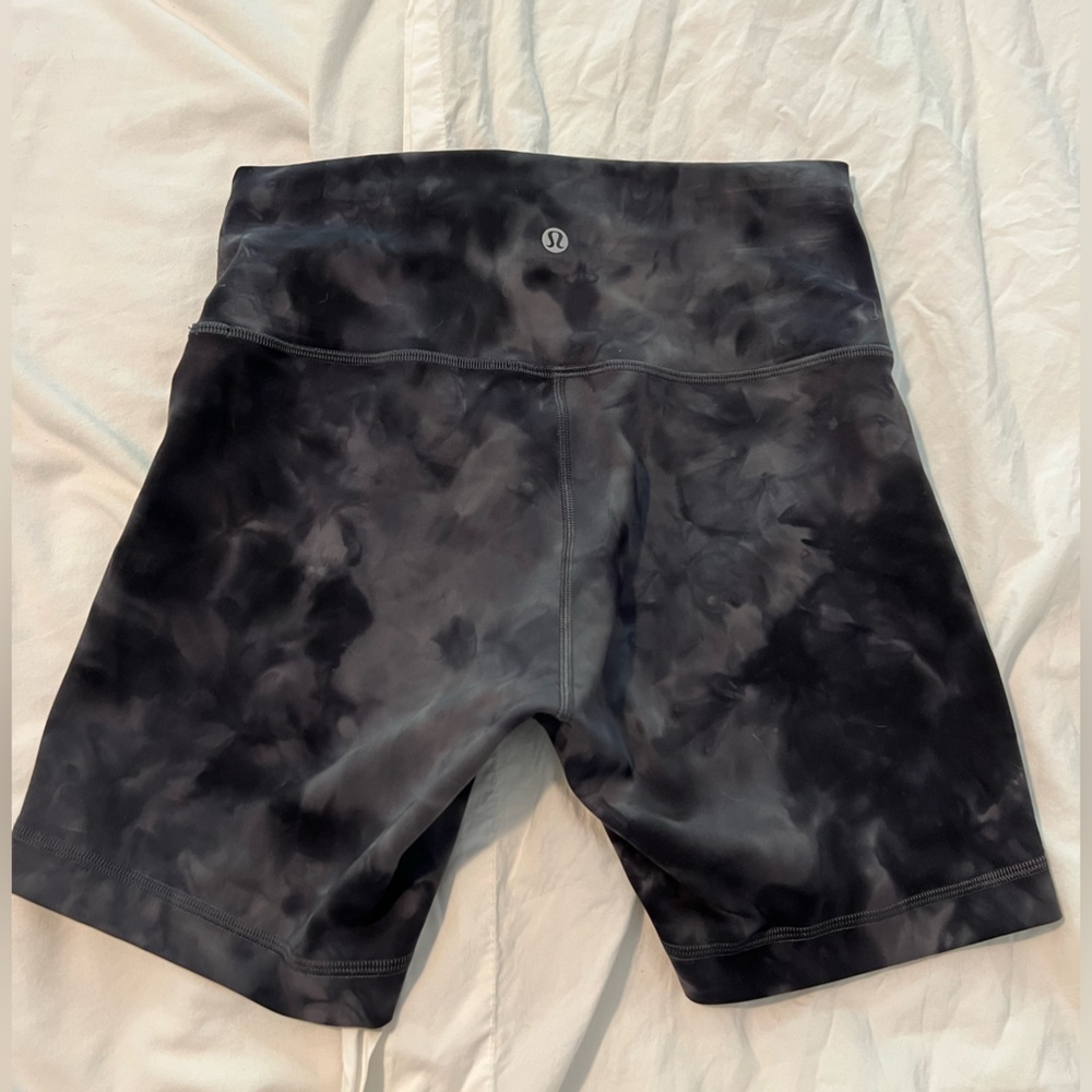 Lululemon wundertrain Diamond Dye Pitch Grey Graphite Grey 6 inch inseam shorts